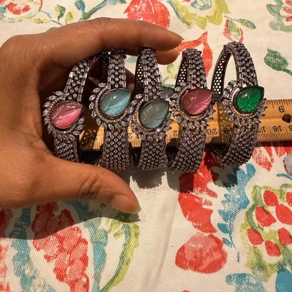 Elegant Multi-Color Carved stone Crystal Bangle Bracelets - Picture 3 of 7